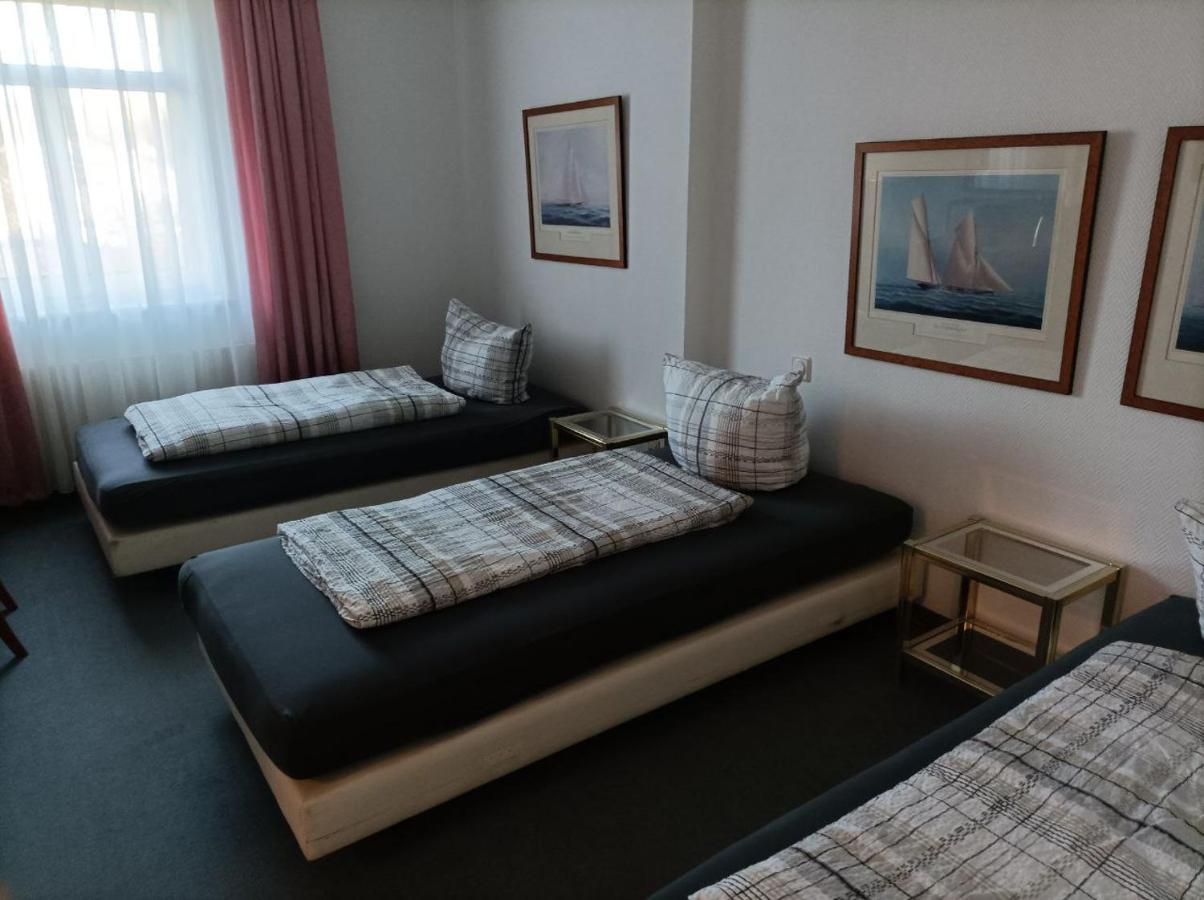 Pension Fuer Monteure In Dresden, Zimmer Mit Eigenem Bad Und Grosser Gemeinschaftskueche ภายนอก รูปภาพ