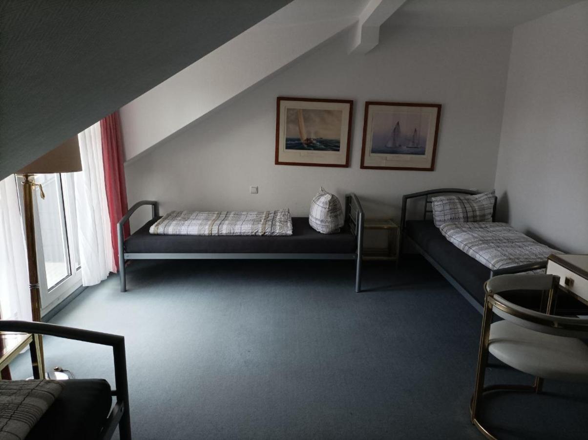 Pension Fuer Monteure In Dresden, Zimmer Mit Eigenem Bad Und Grosser Gemeinschaftskueche ภายนอก รูปภาพ
