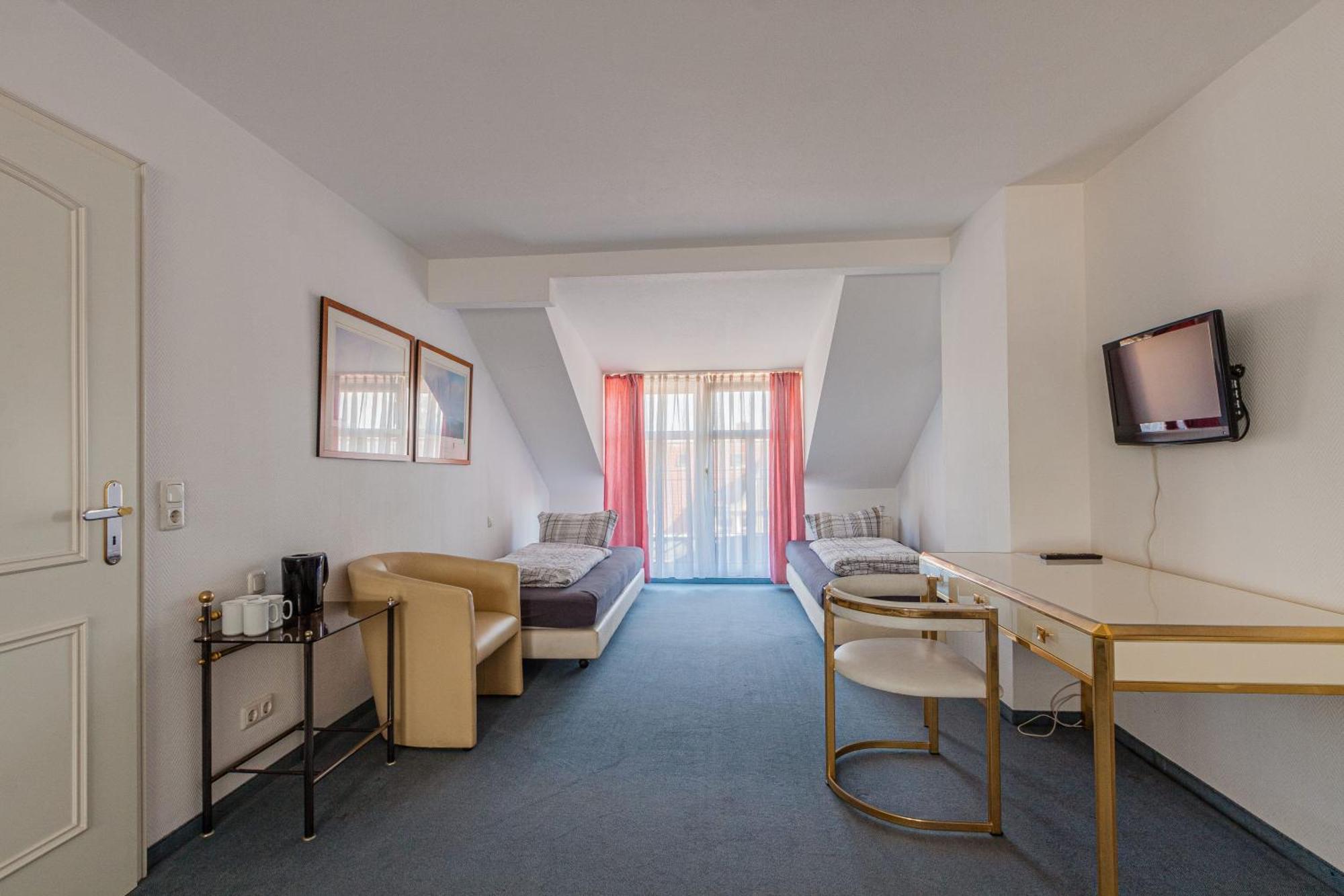 Pension Fuer Monteure In Dresden, Zimmer Mit Eigenem Bad Und Grosser Gemeinschaftskueche ภายนอก รูปภาพ